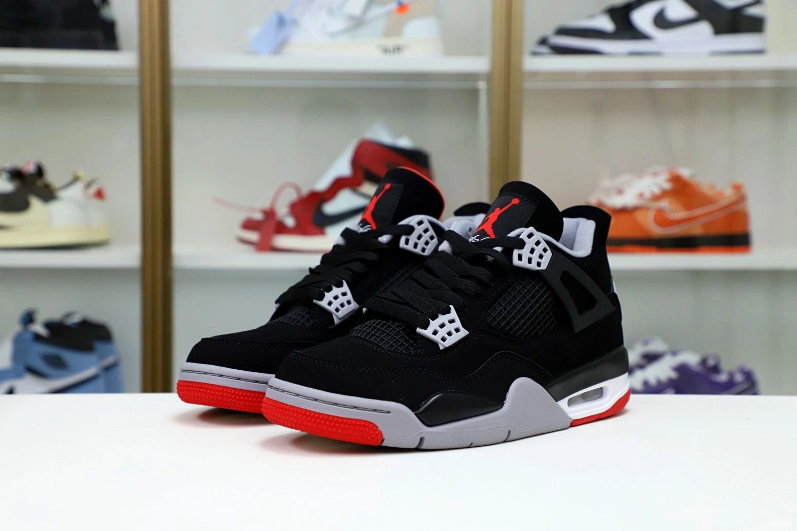 4 OG 'BRED' JORDAN RETRO 2019 AIR 0923